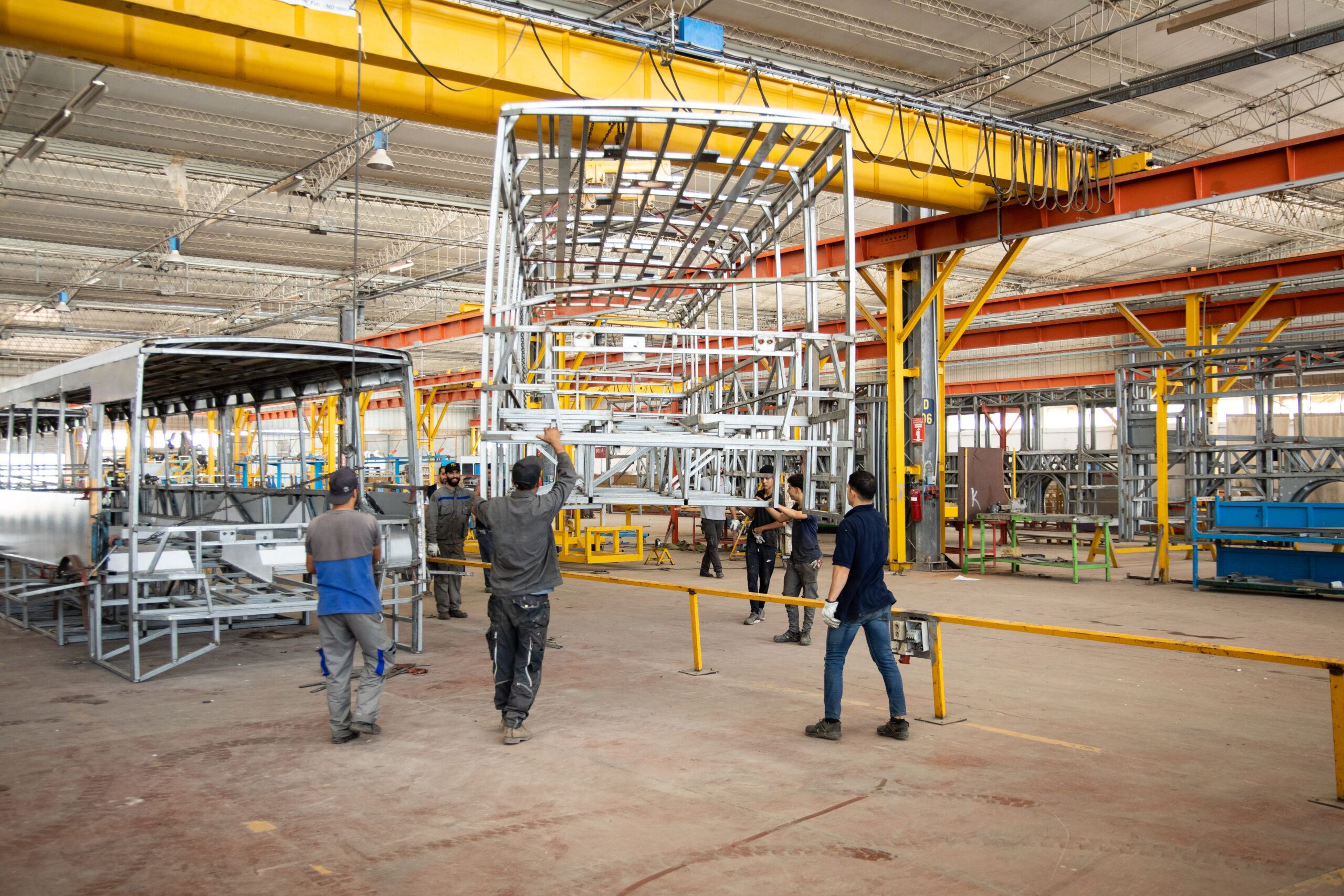 ATELIER TÔLERIE : CONSTRUCTION DE STRUCTURES